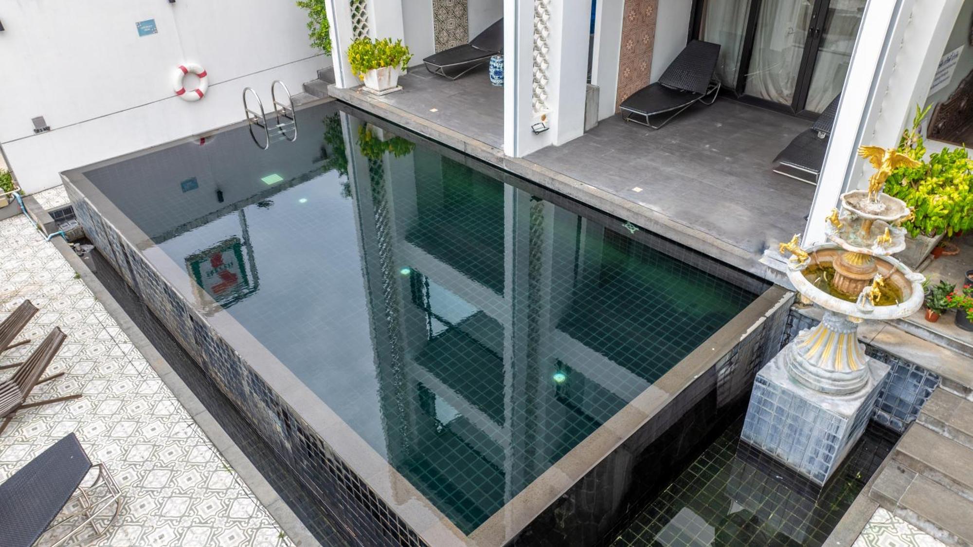 See Sea Villa Hotel Patong Eksteriør billede